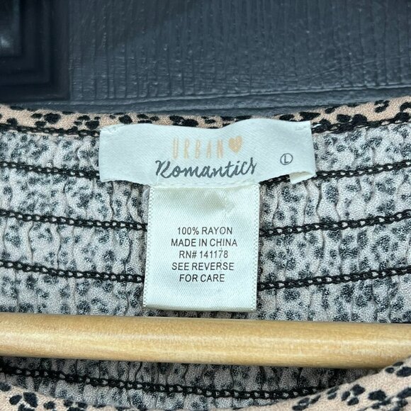 Urban Romantics Leopard Shirt Smocked Top Animal Print Casual - Picture 6 of 6